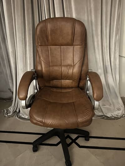 Brown Leather Executive Office Chair - Good condition