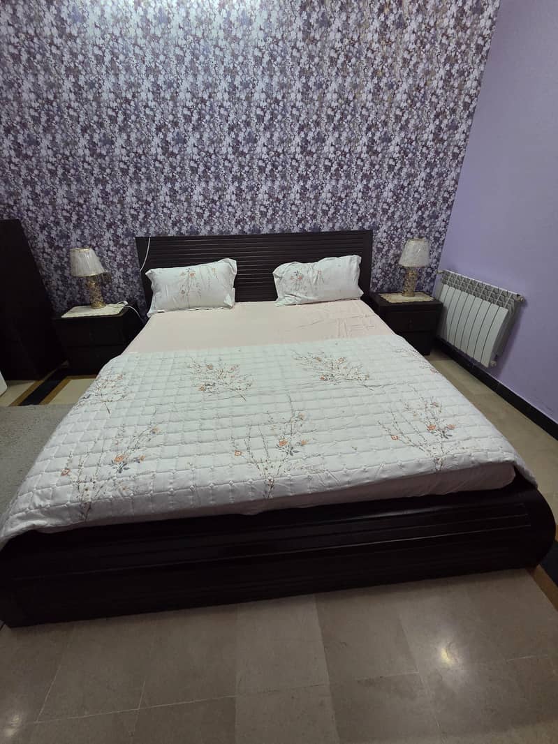 Solid Two King Size Bed with side tables 0