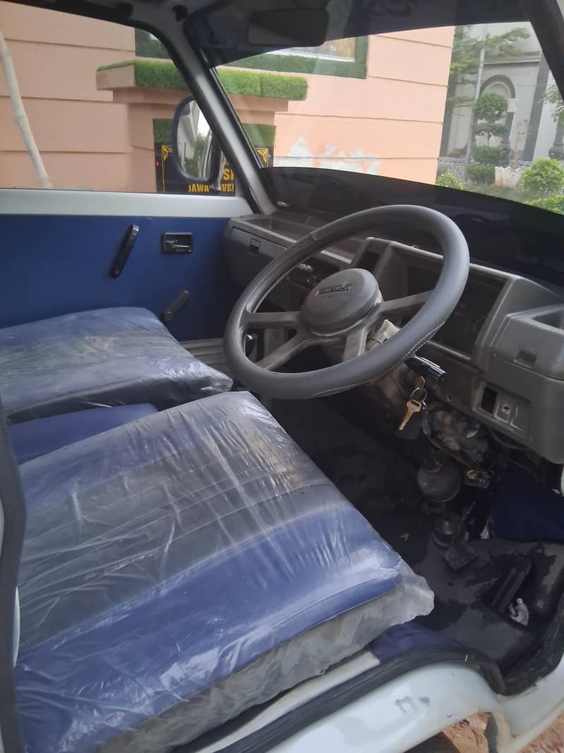 Suzuki Bolan 2005 4