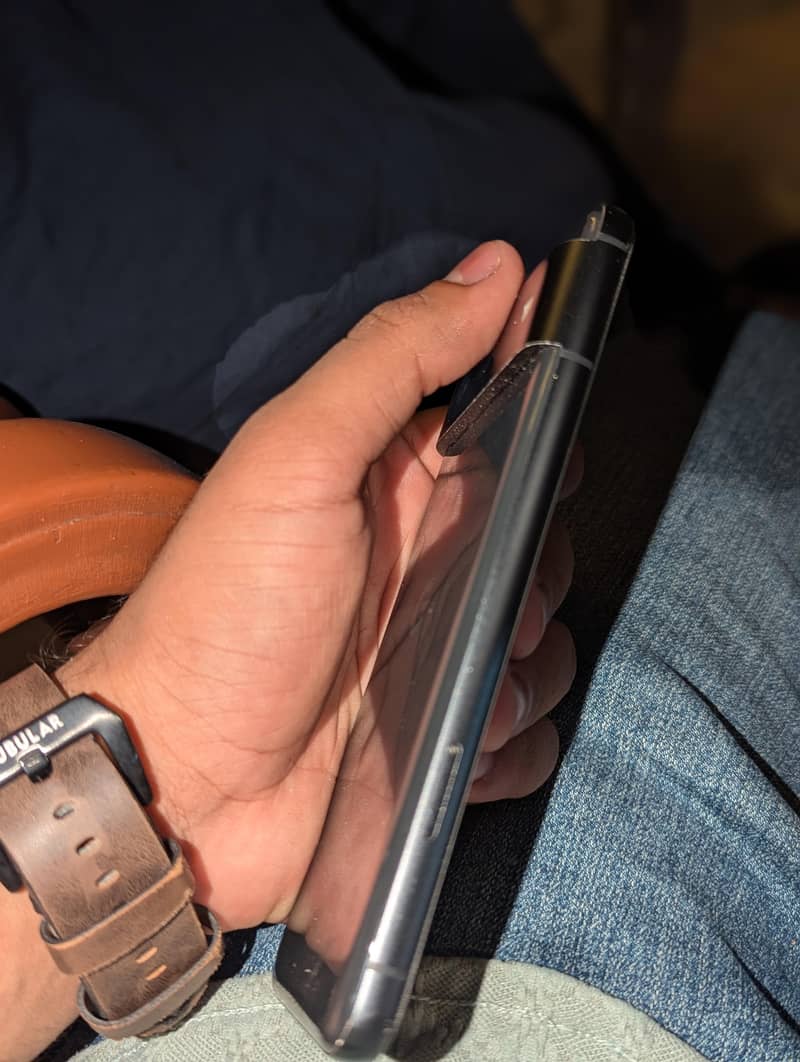 Google Pixel 8 3