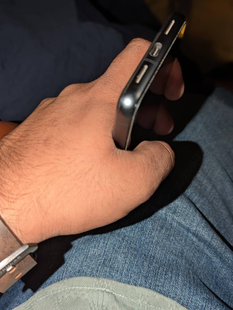Google Pixel 8 5