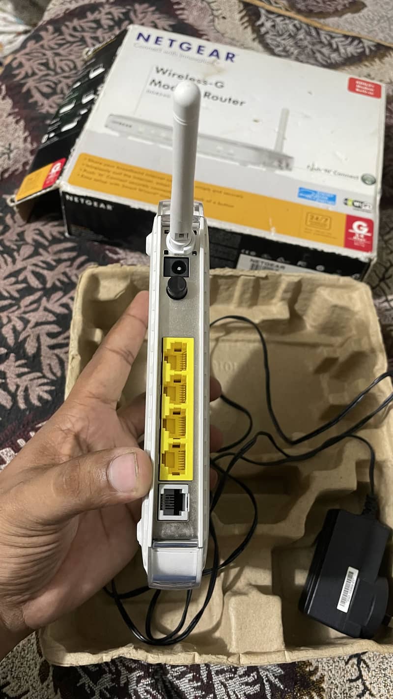 Netgear 1