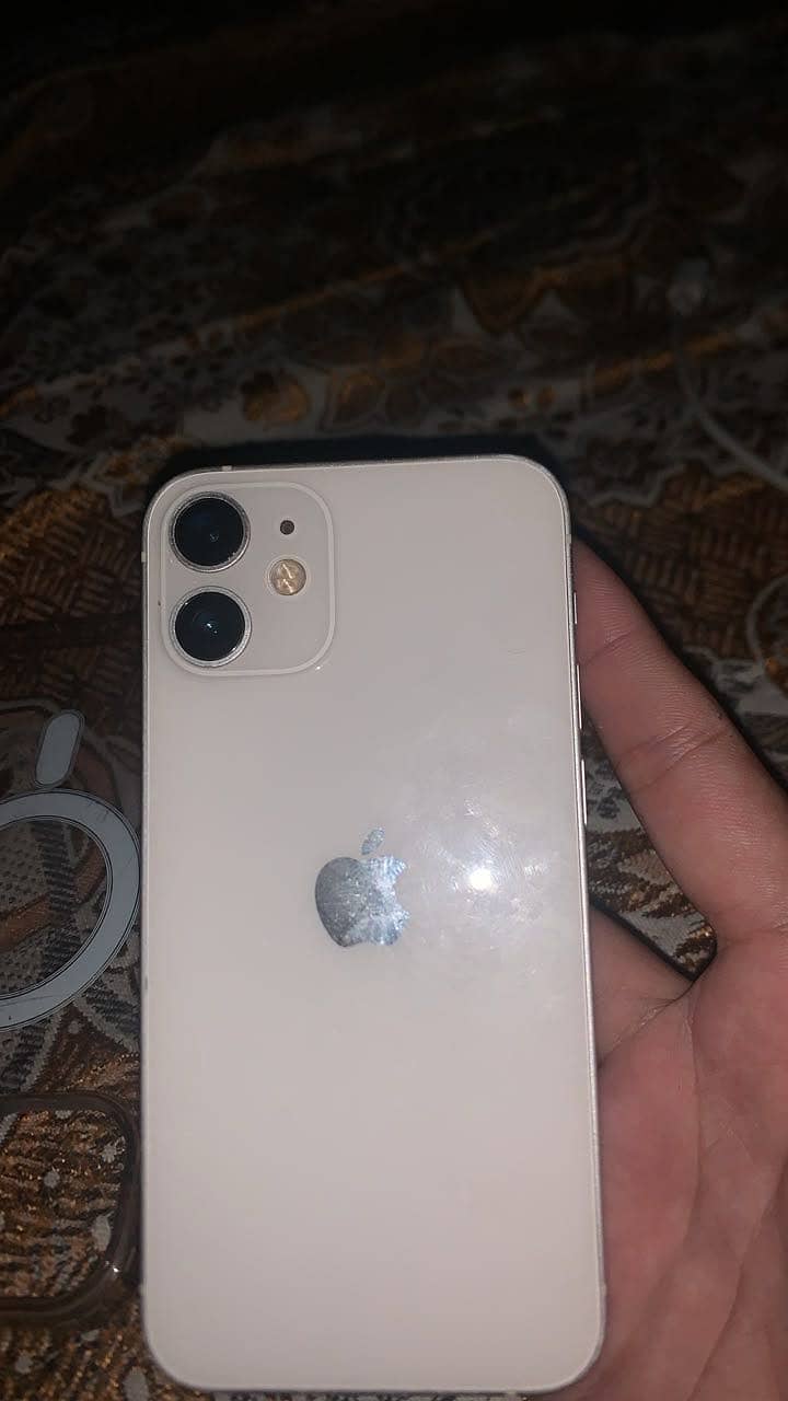 Apple iPhone 12 mini 2