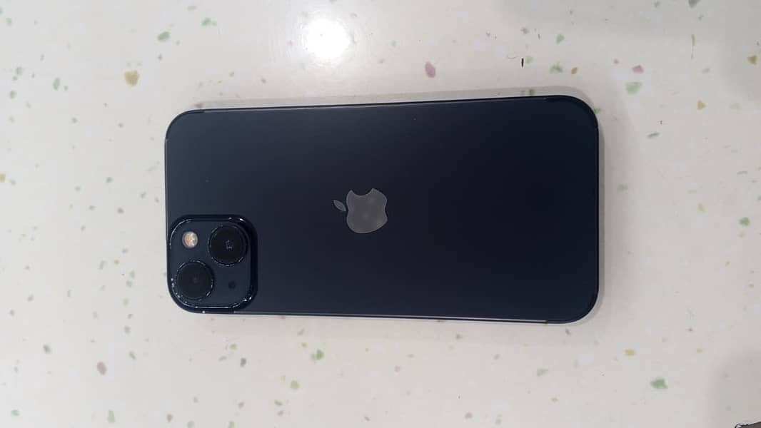 Apple iPhone 13 6