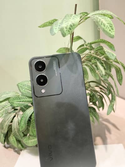 Vivo Y17s