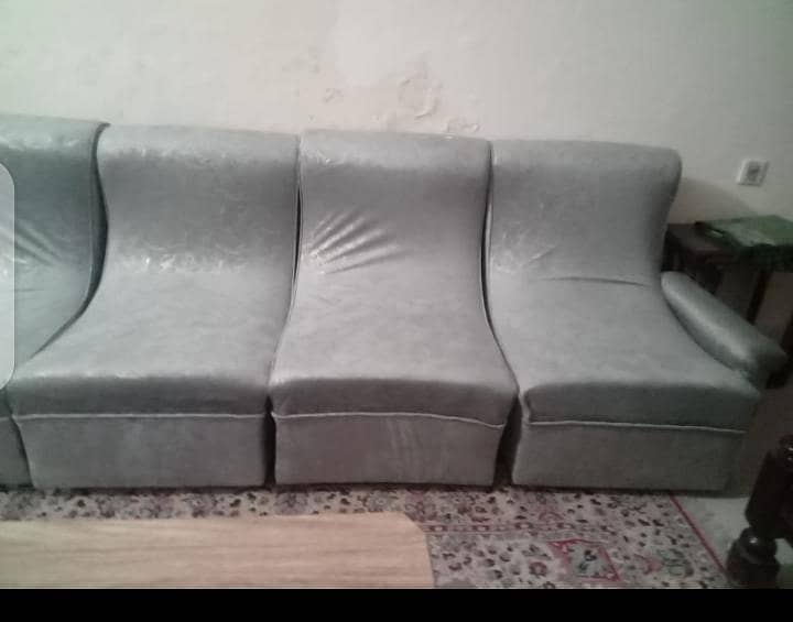 6 sofas 2