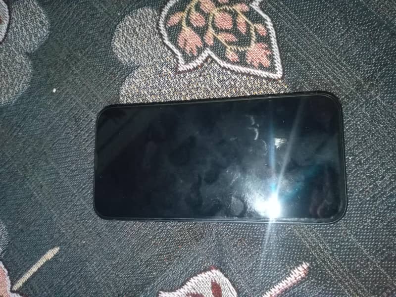 Apple iPhone 13 2