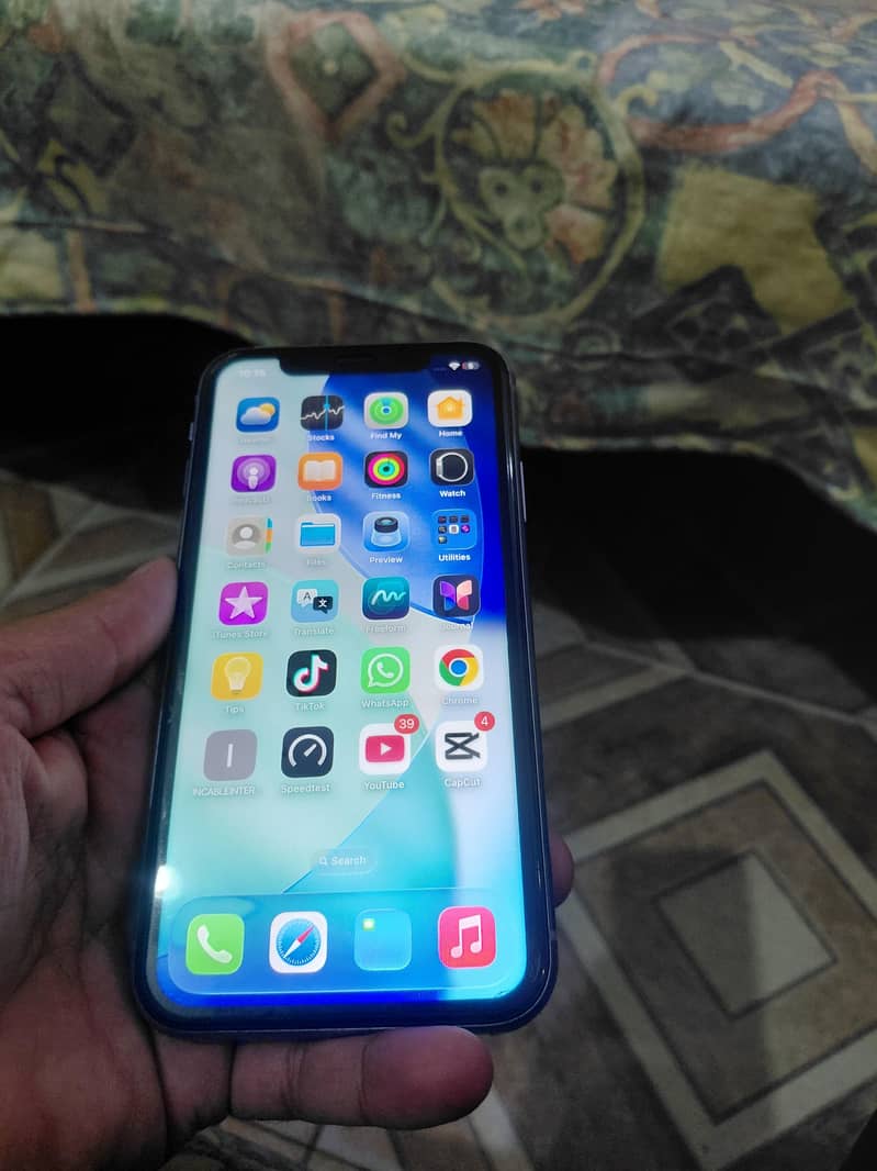 Apple iPhone 11 6
