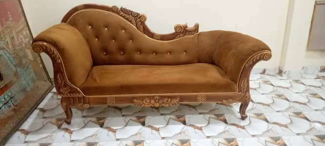 Luxury Wooden 3 Seater Sofa – 2 Months Used