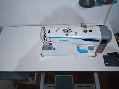 JACK F6 sweing machine