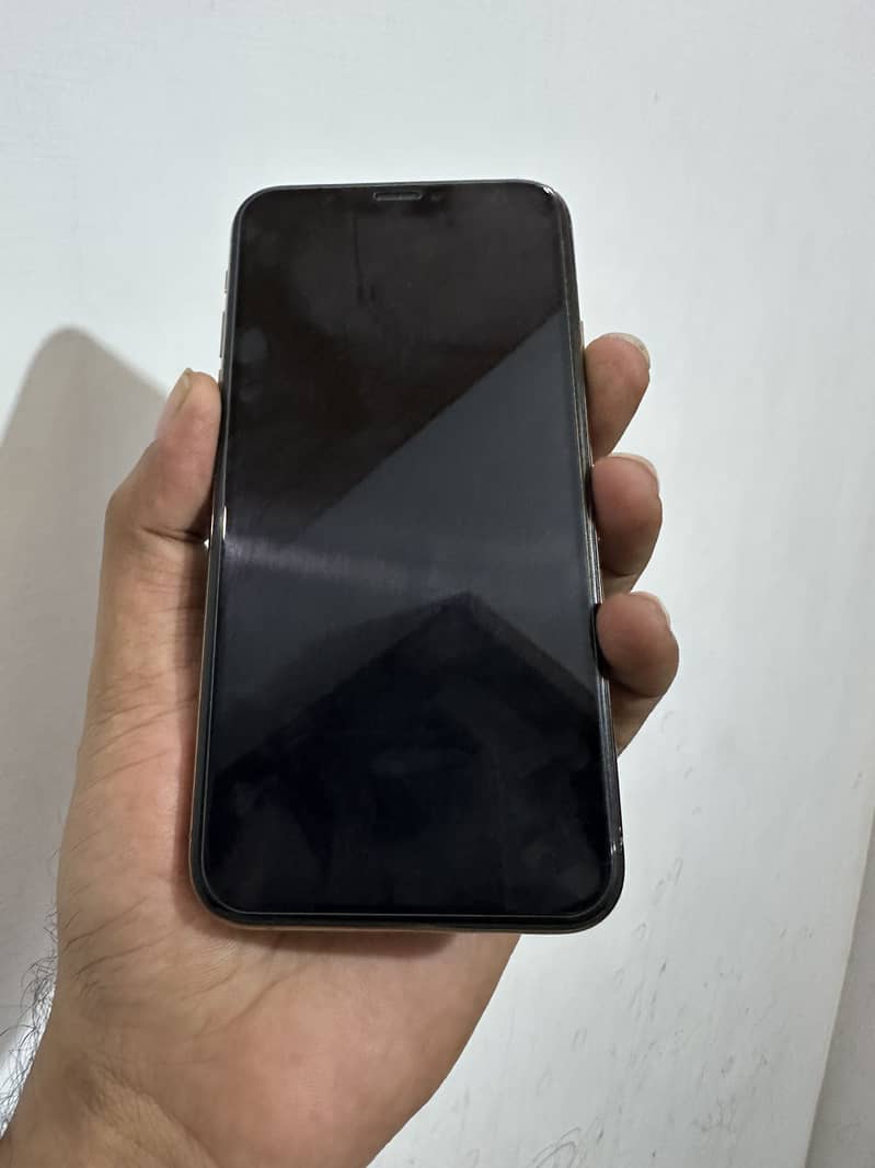 iPhone XS 256 box 1