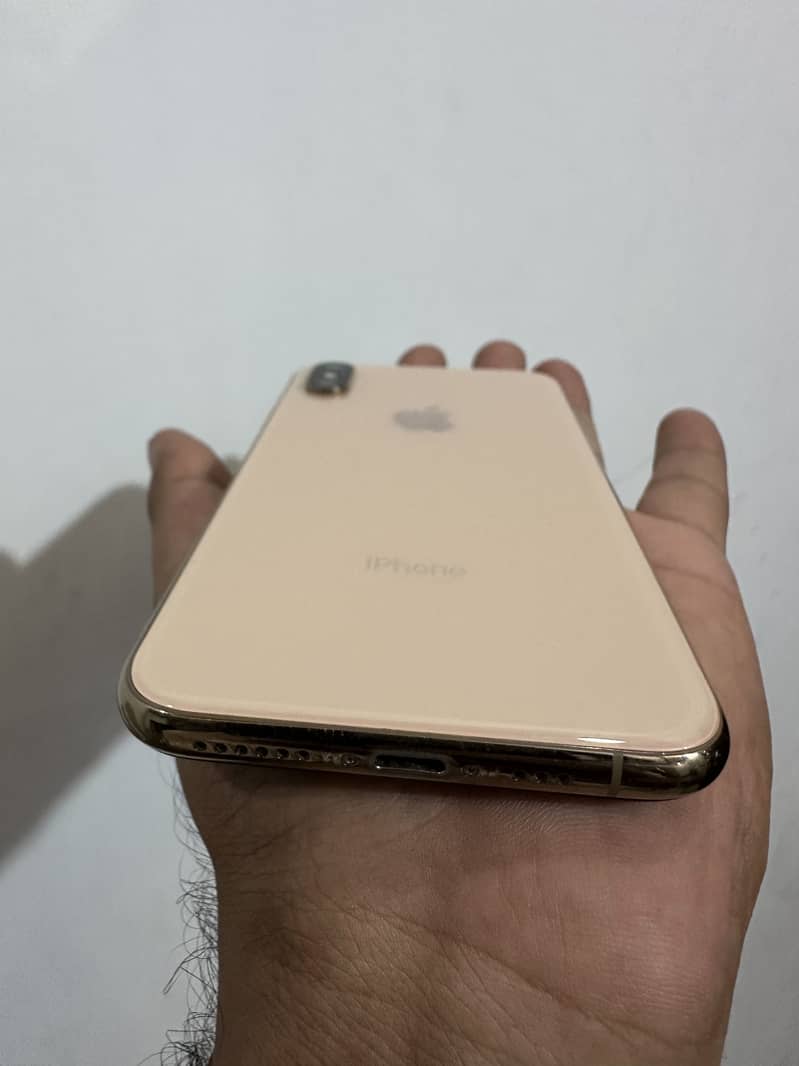 iPhone XS 256 box 2