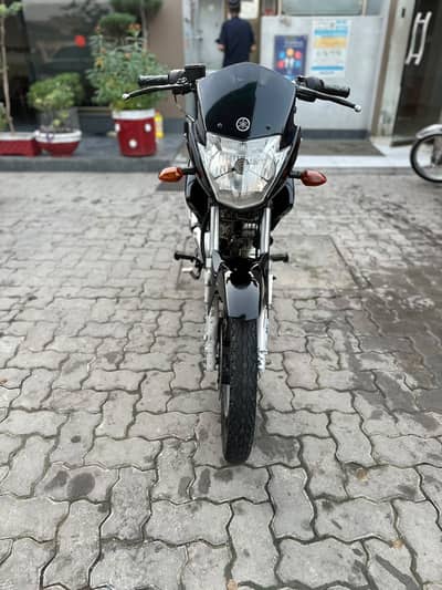 YBR ESD 2018 Model(not too much used)