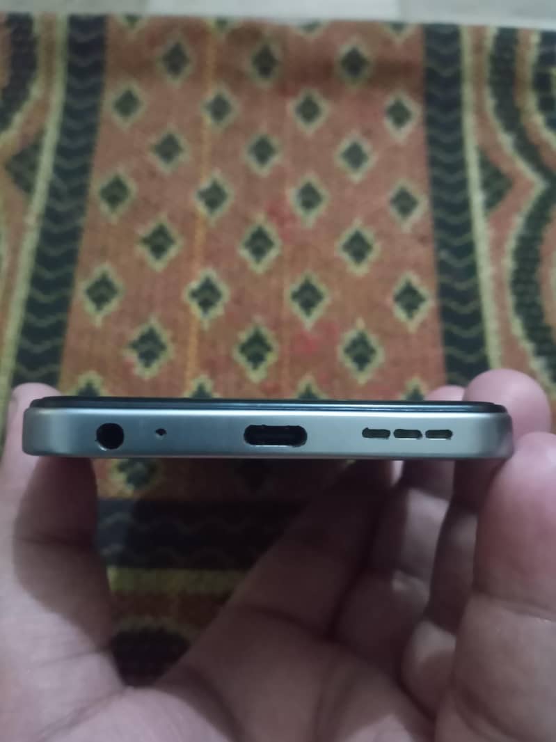 Tecno Spark Go 2 2