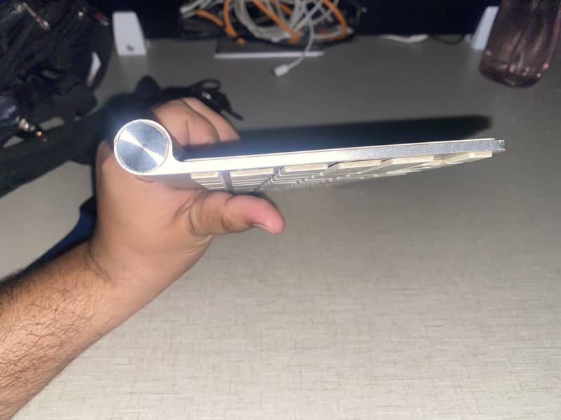 Apple Keyboard 2
