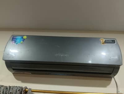 brand new condition 1.5 tan AC