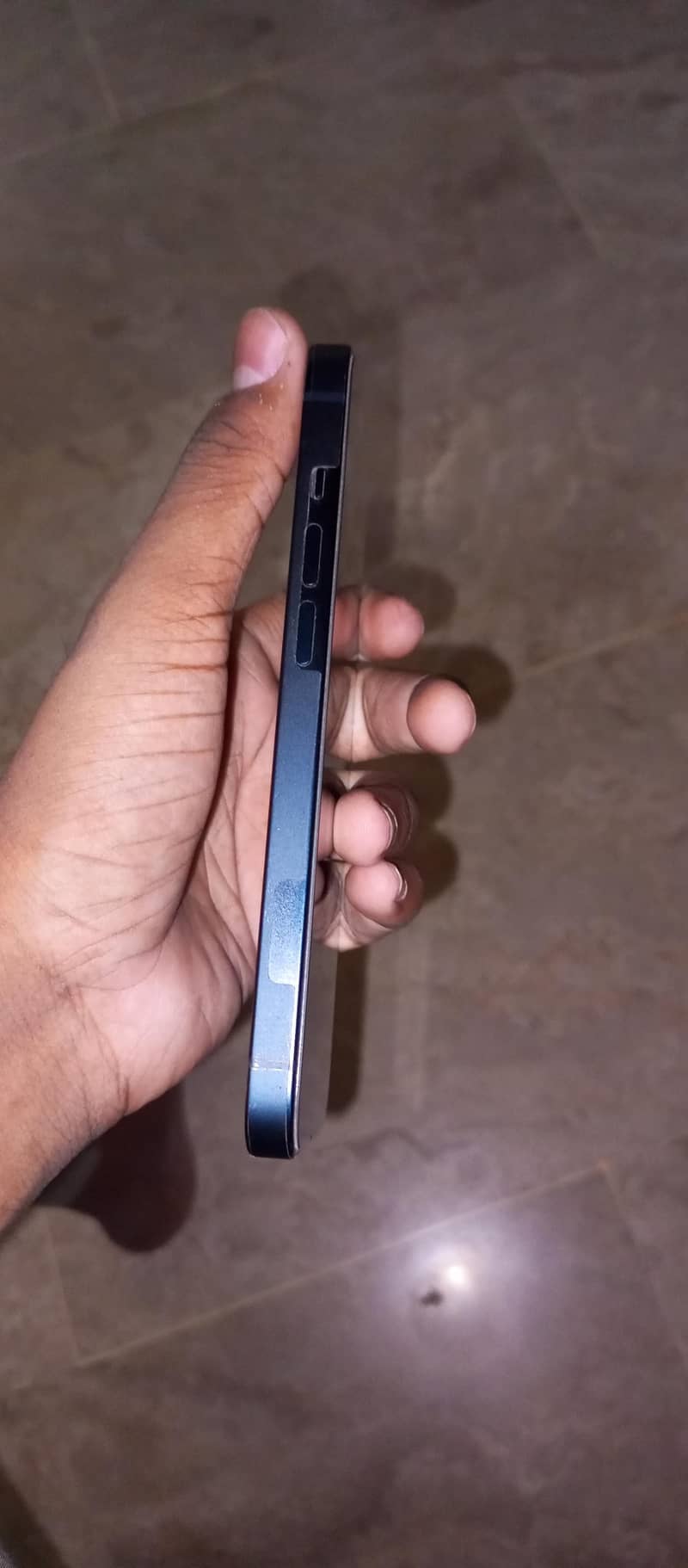 Apple iPhone 14 4