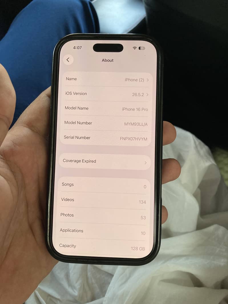 Apple iPhone 16 Pro 3