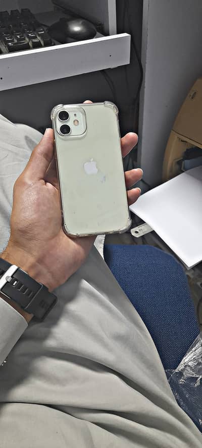 Apple iPhone 12 mini