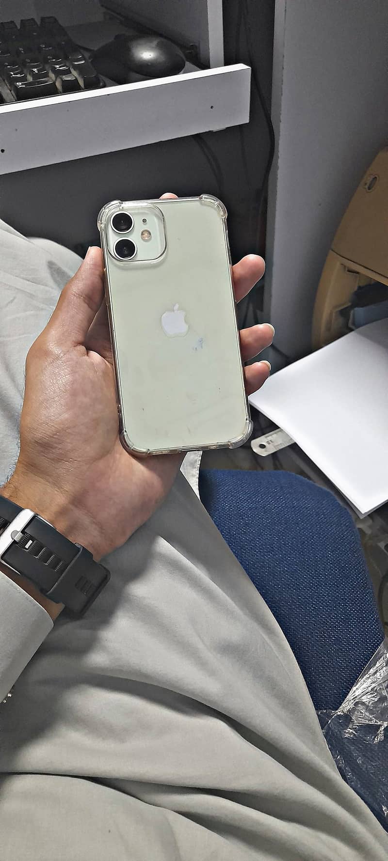 Apple iPhone 12 mini 0