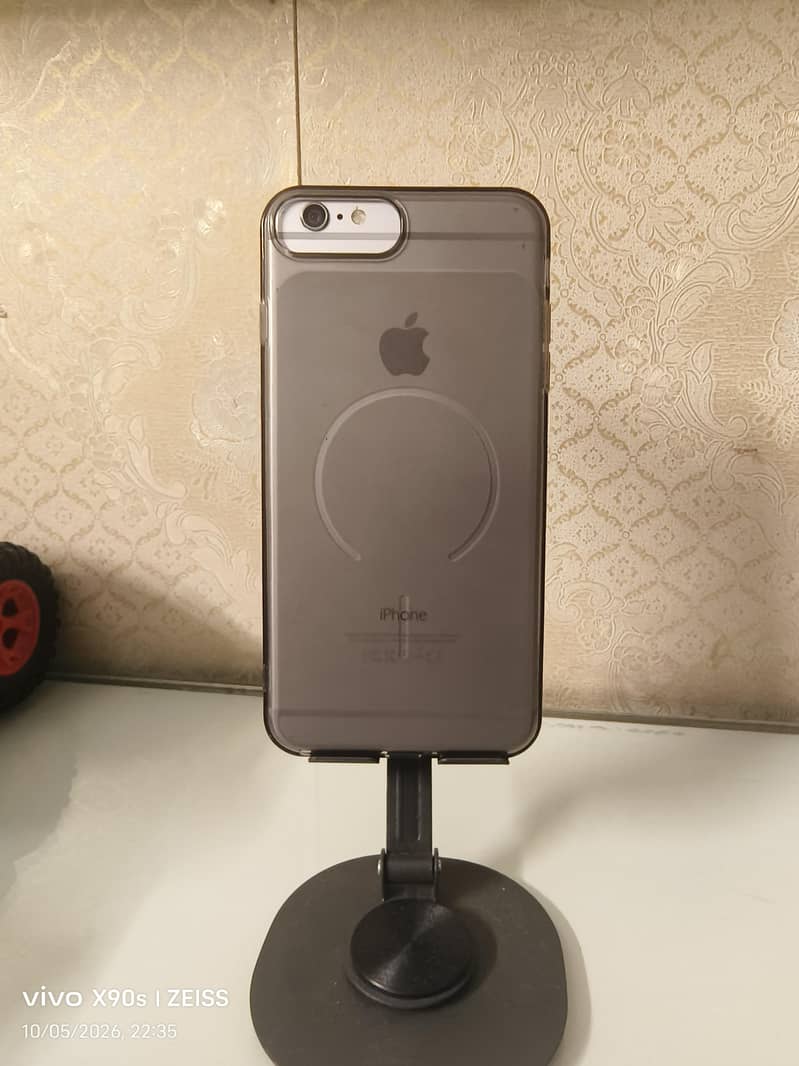 Apple iPhone 6 Plus 2