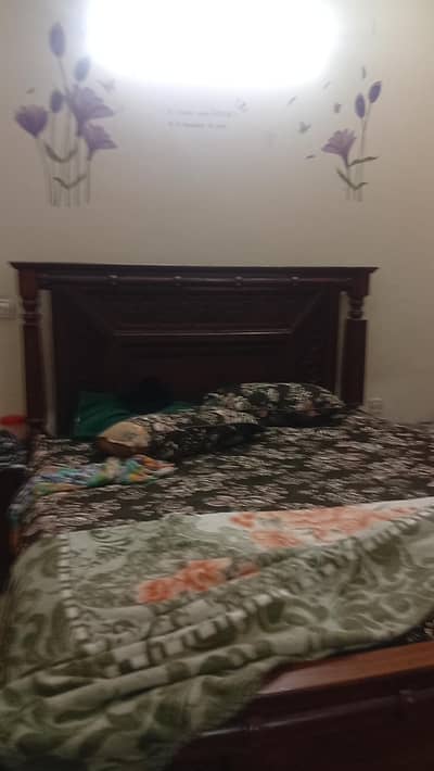 bed dressing for sale 10/10condition