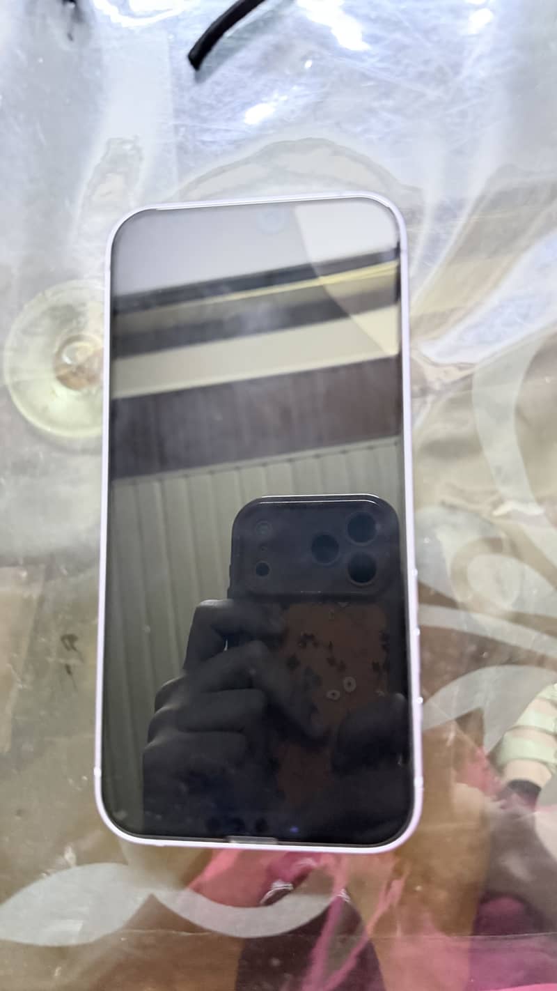 Apple iPhone 14 plus 3