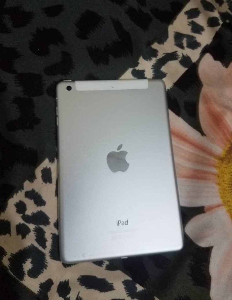 ipad mini 3 (original) 1
