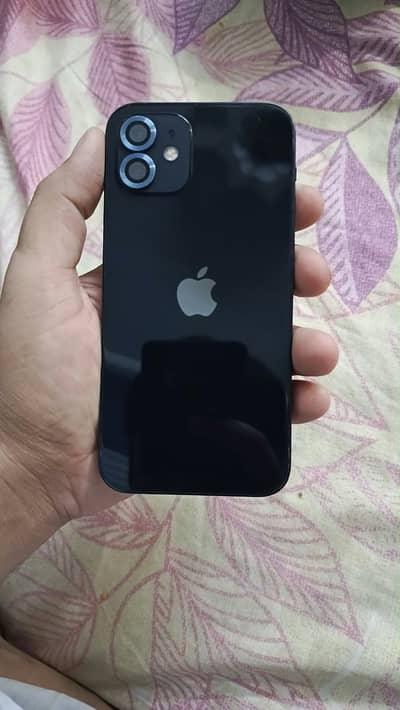 Apple iPhone 12