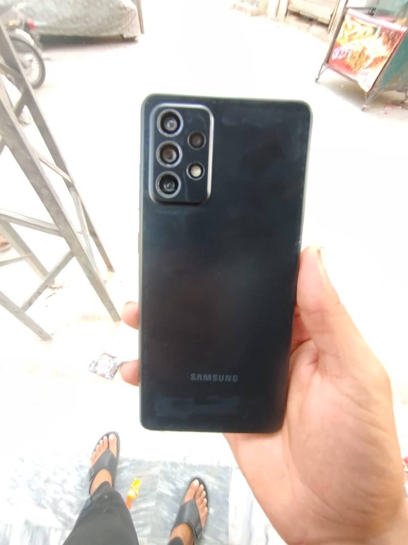 Samsung Mobile A72 0