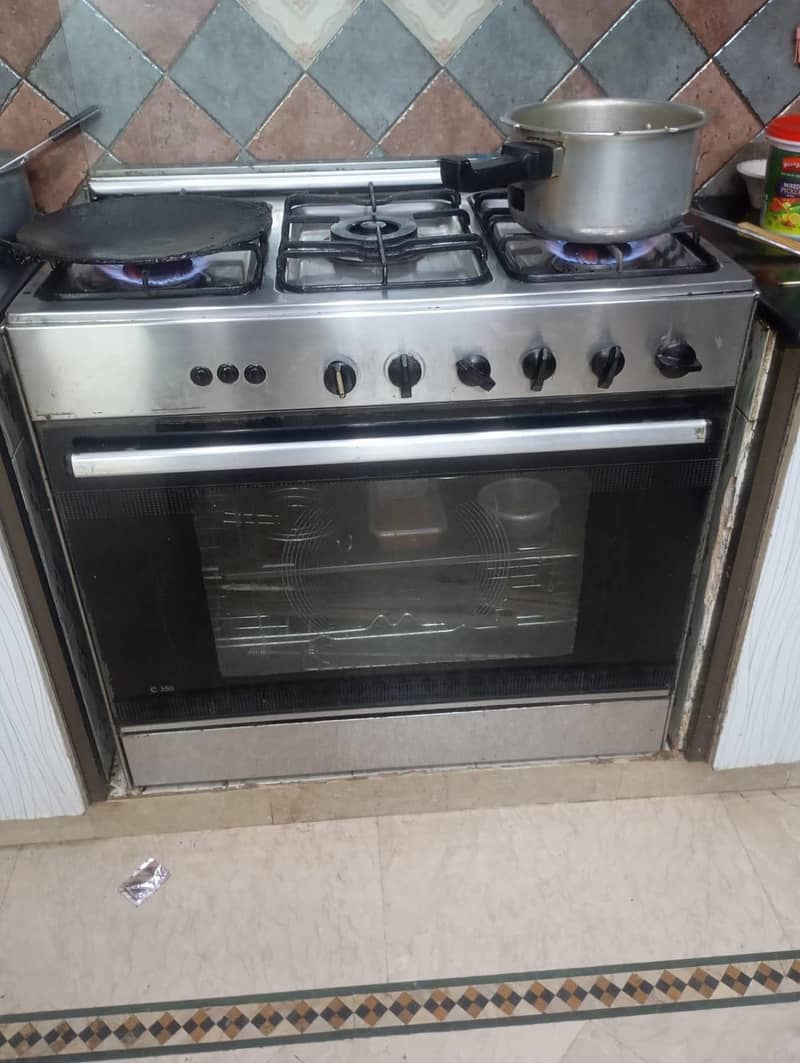 cooking range oven 0