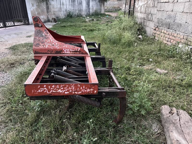 ٹریکٹر کا ہل Tractor Plo. 4