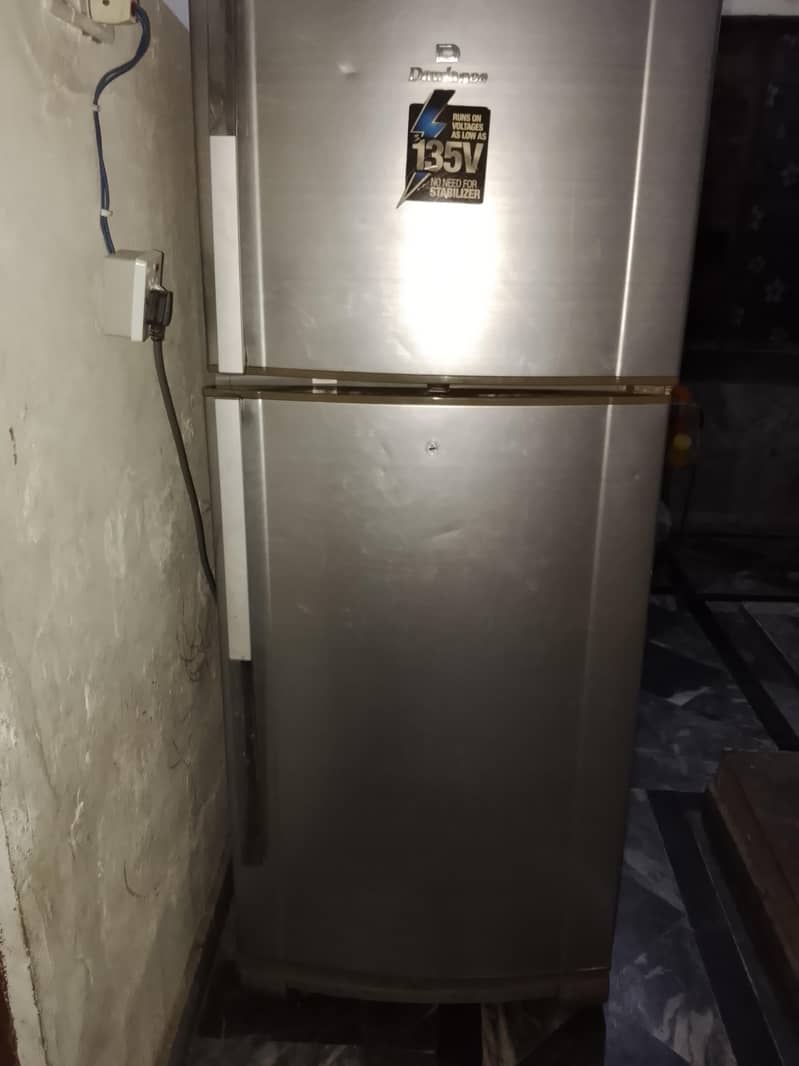 Dawlance fridge 0