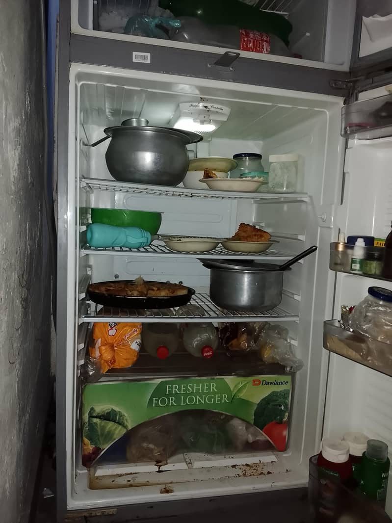 Dawlance fridge 4