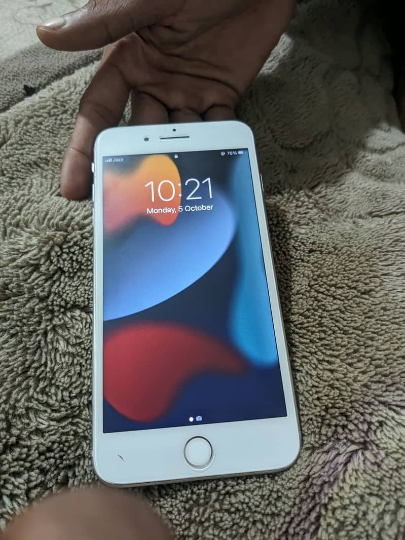 Apple iPhone 7 Plus 3