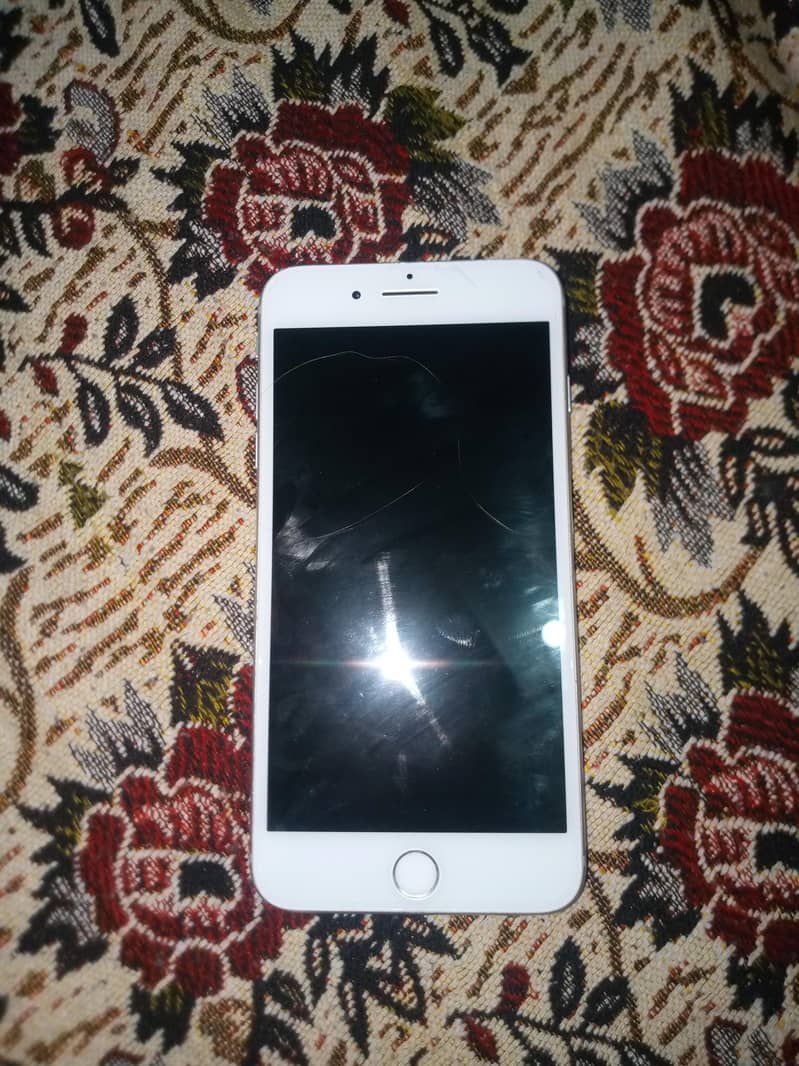 Apple iPhone 7 Plus 1
