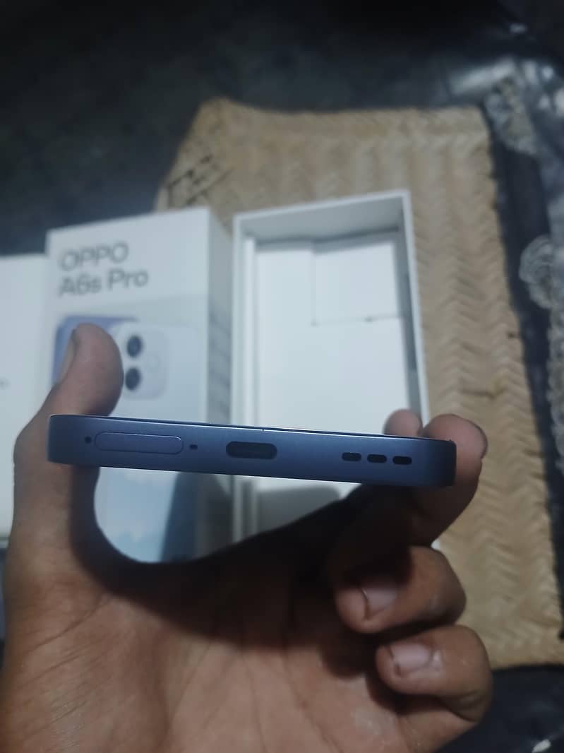 OPPO A6s 3