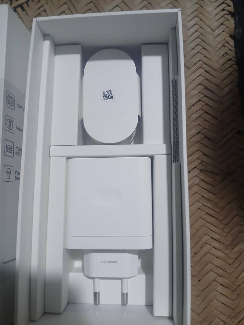 OPPO A6s 4