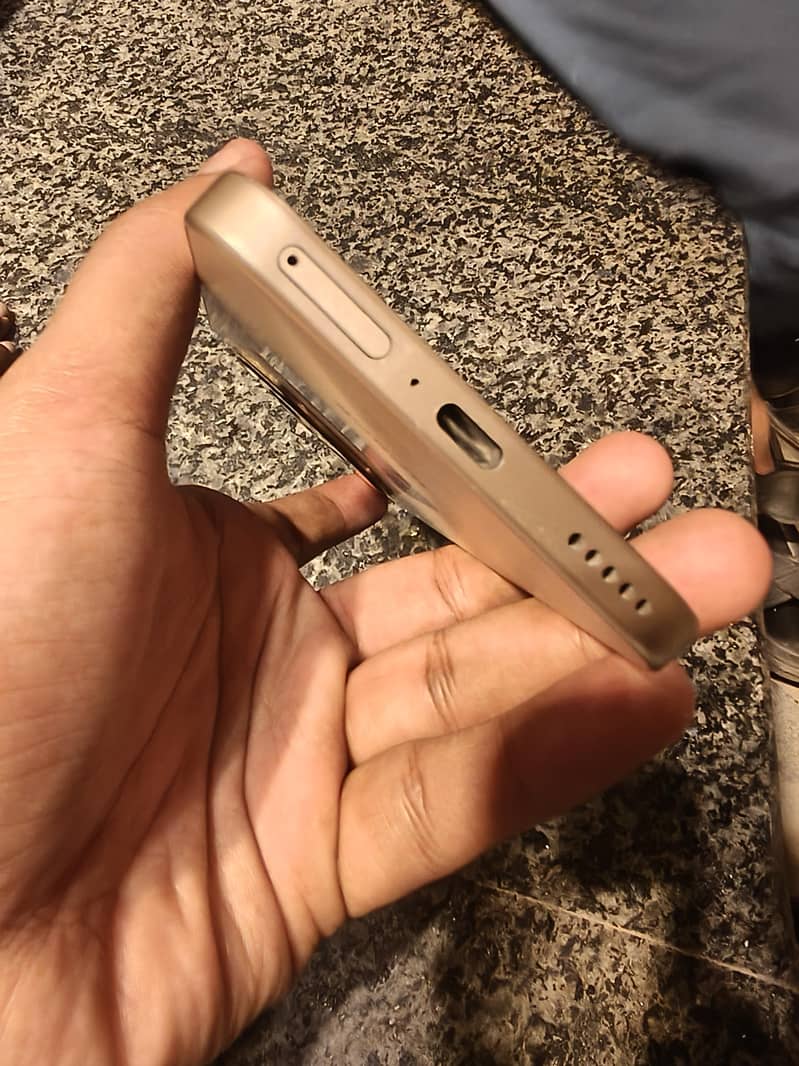 Honor X9D 2