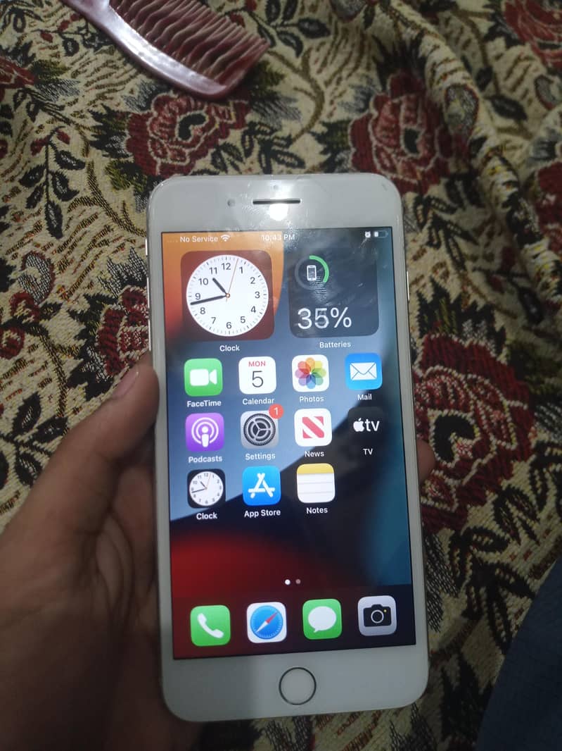 Apple iPhone 7 Plus 4