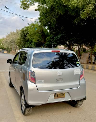 Daihatsu Mira 2014