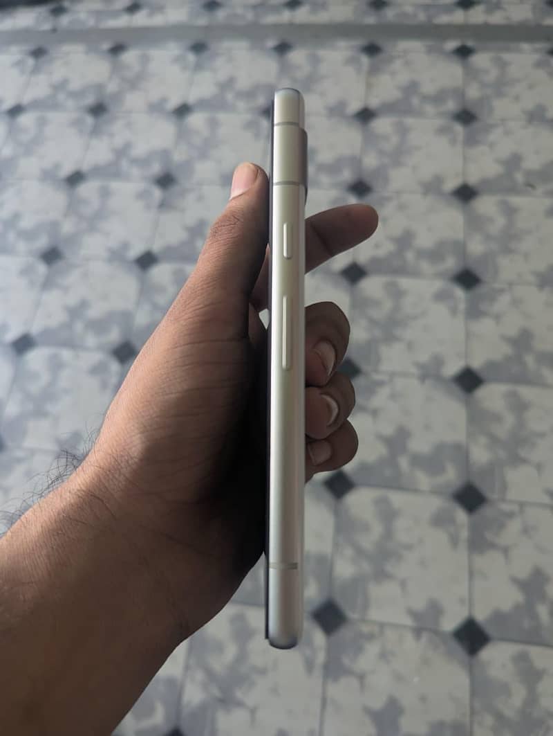 Google Pixel 7a 6