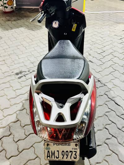 United 100 Scooty for sale