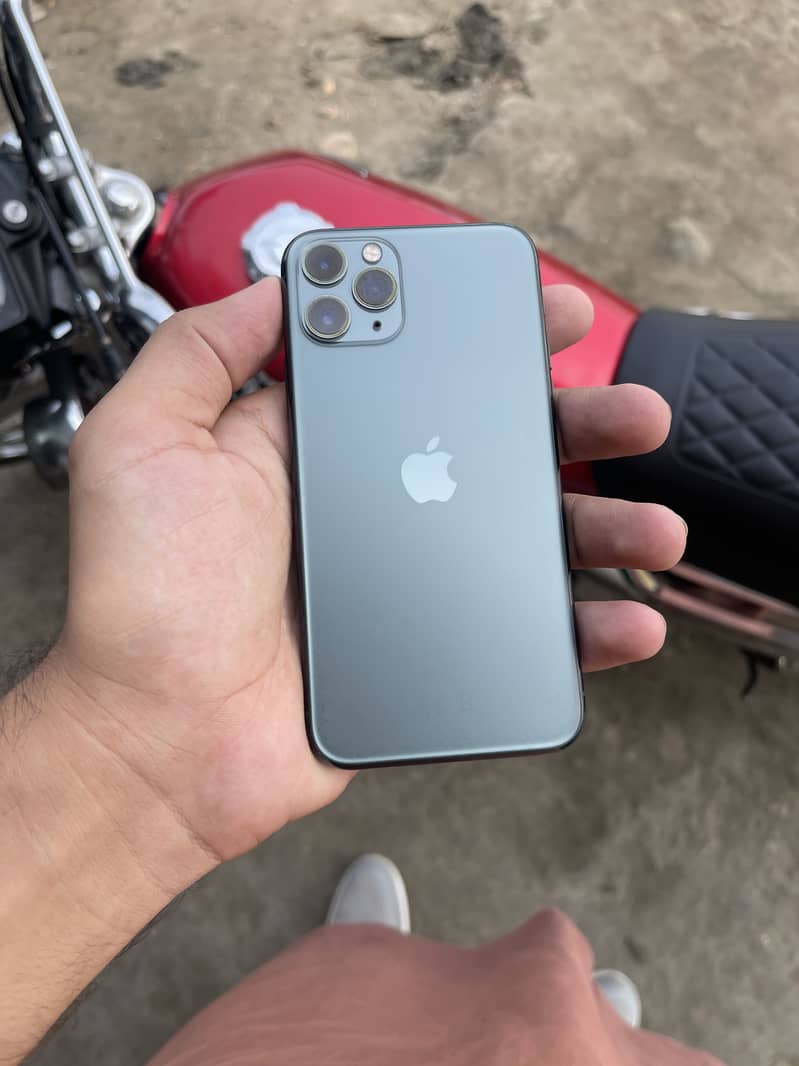 Apple iPhone 11 Pro 2