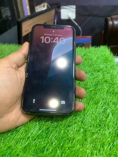 Apple iPhone XR 64gb availableno