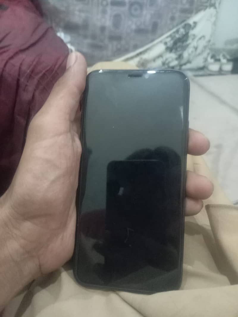 Apple iPhone X 6