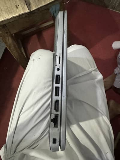 Dell latitude 5400 i5 8th gen 8ram 256gb rom