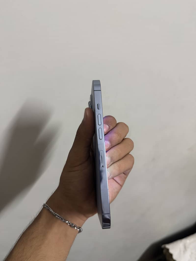 Apple iPhone 13 Pro 1