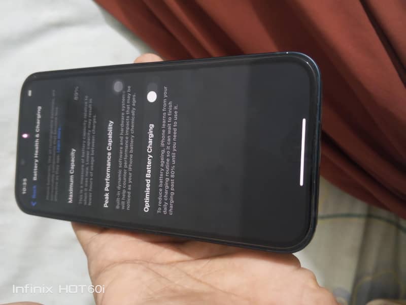 Apple iPhone 14 3