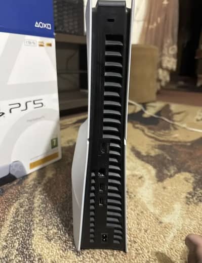 PS5 New Condition 1TB